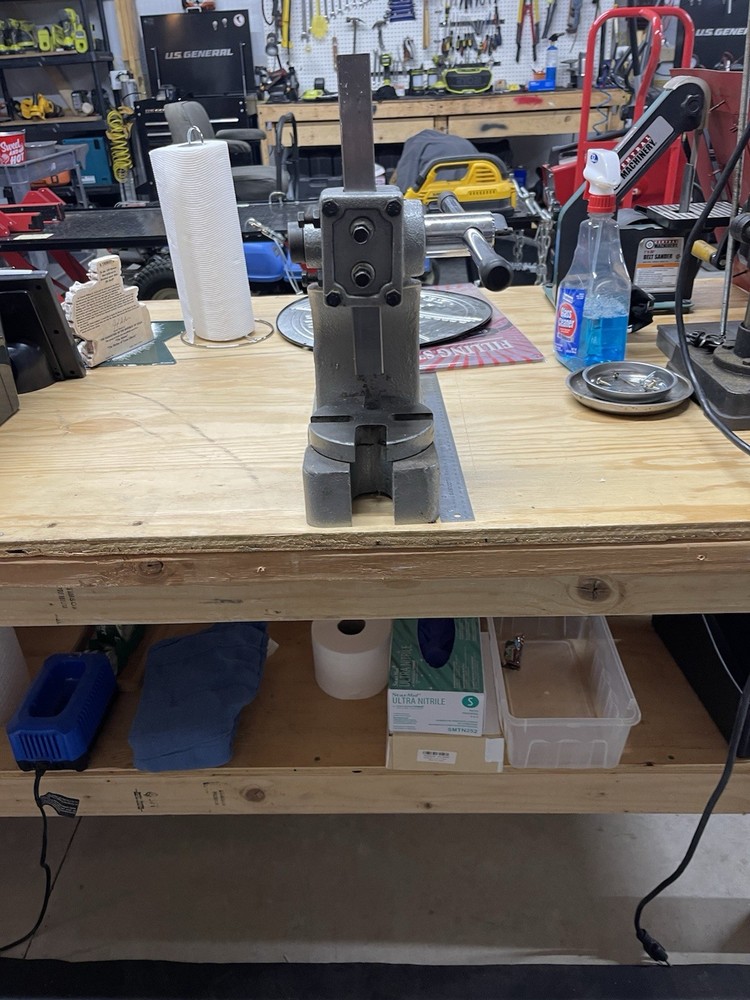 1/2 Ton Arbor Press w/ Table - Hardly Used