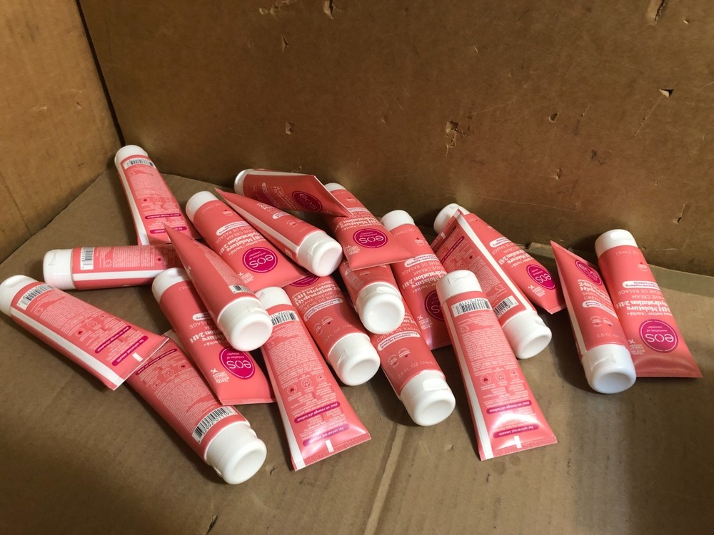 20 LOT Eos Shave Cream Pomegranate Raspberry 2.5 Oz Each