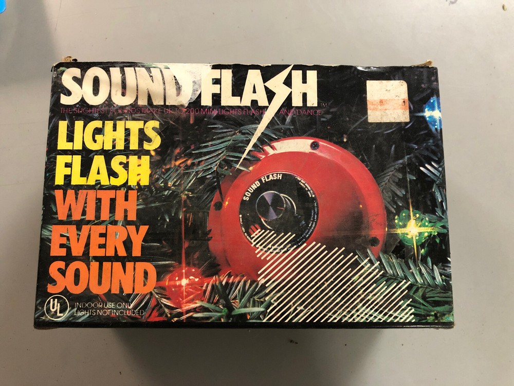 Vtg 1984 Christmas Tree Accessory "Sound Flash" Makes lights Flash via Sound
