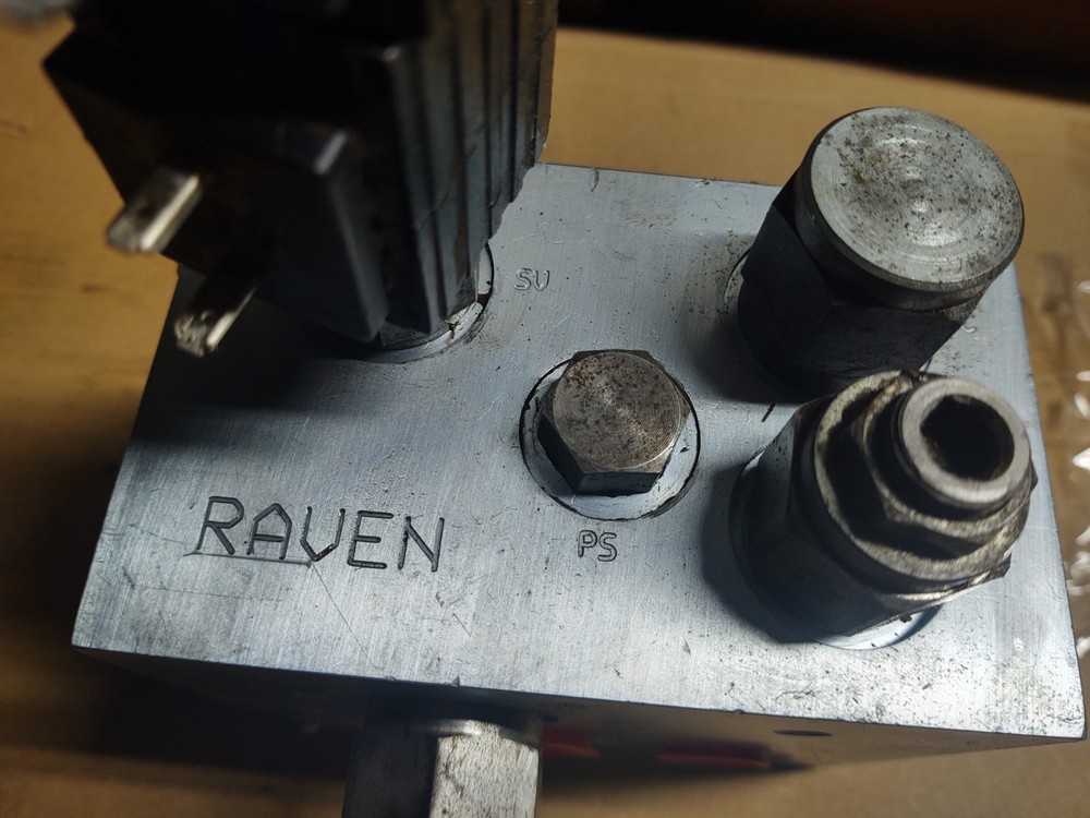 RAVEN Autosteer Valve