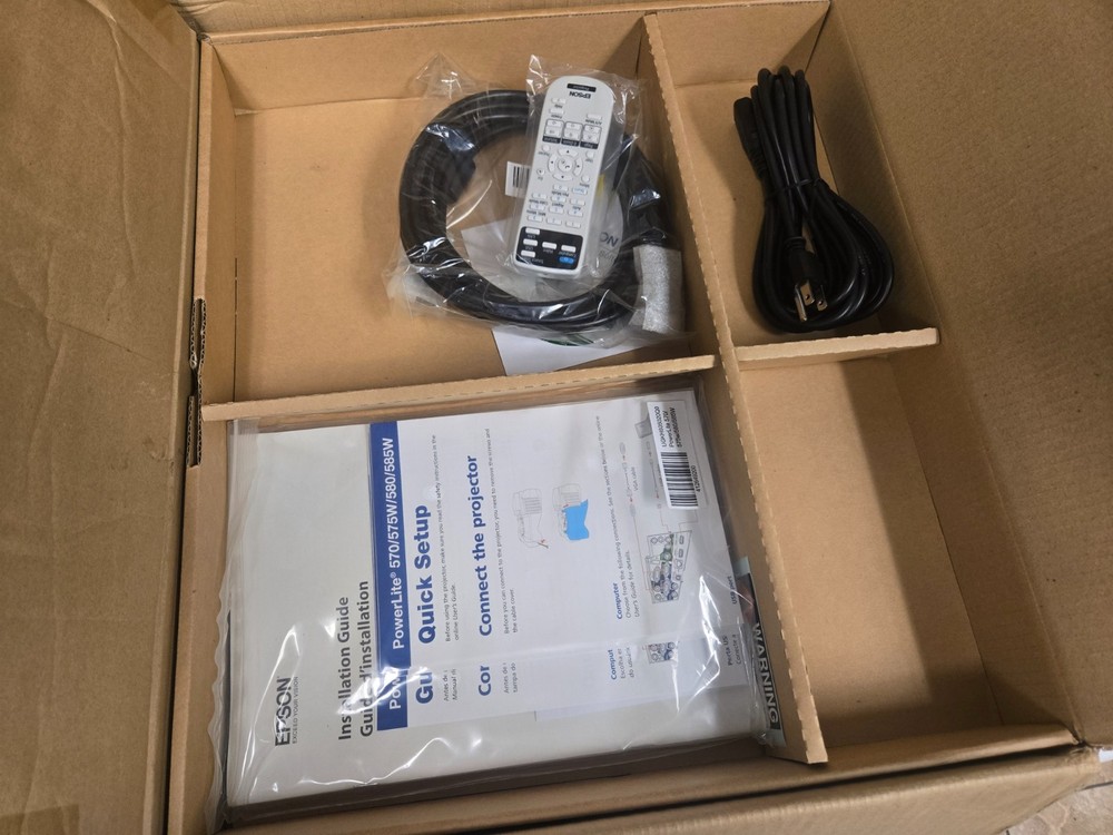 Epson PowerLite 570 LCD Projector - NEW