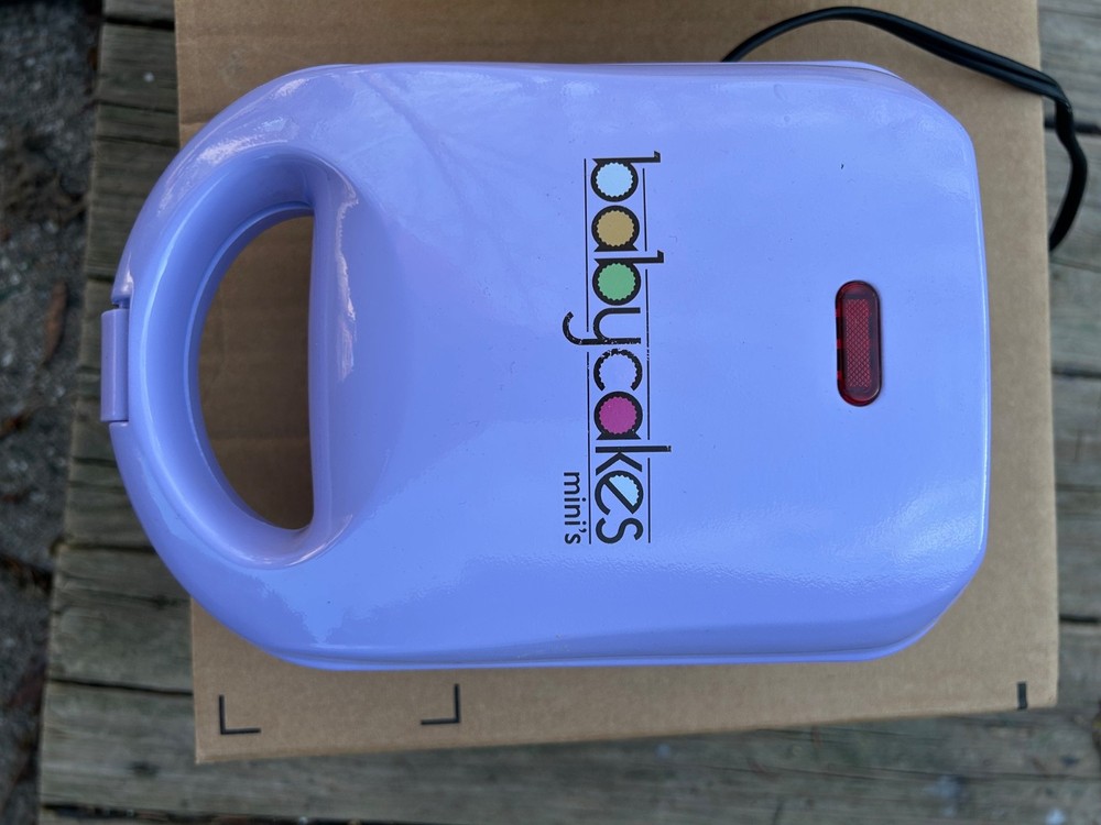 Babycakes Mini Cake Pop Maker - Purple, used, works great!