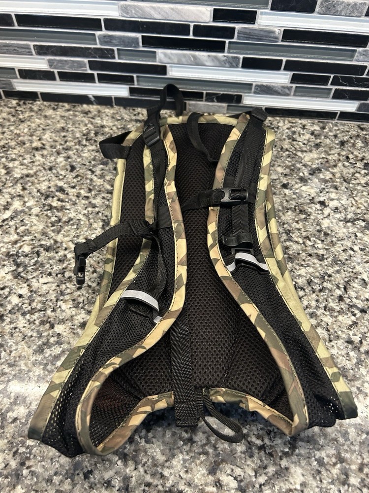 Camelbak Hydrobak Hydration Pack 50oz/1.5l Camouflage *No Bladder* Camo