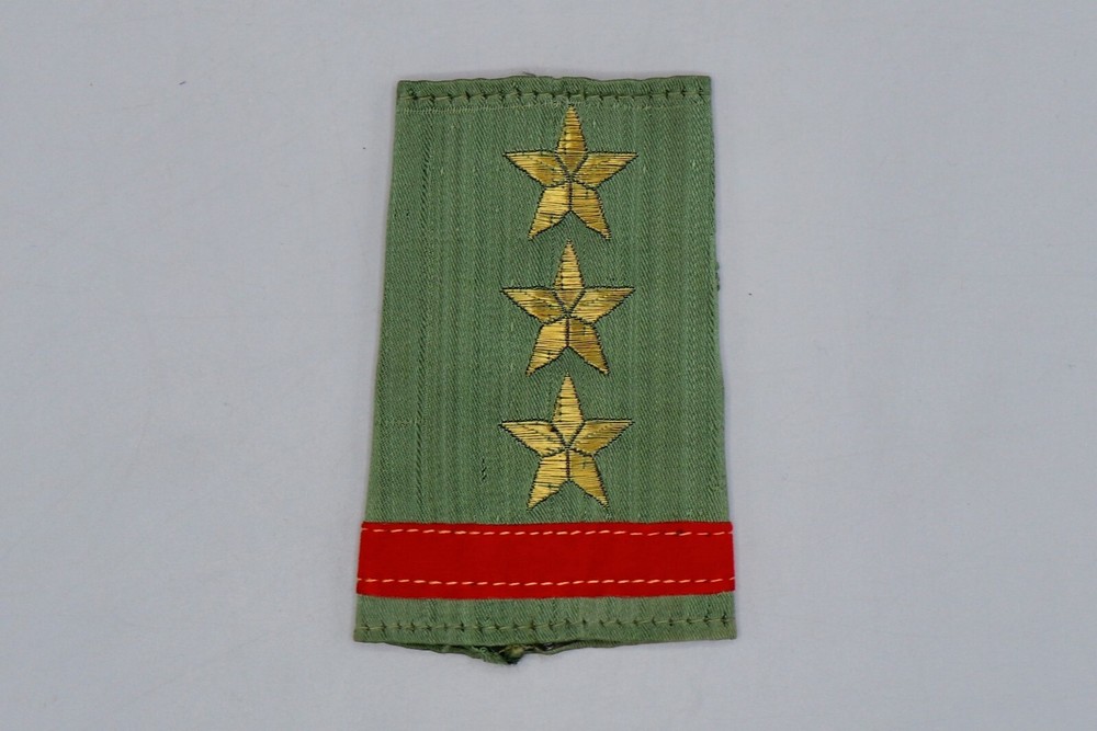 Original Iraqi Shoulder Board – Rank of Captain