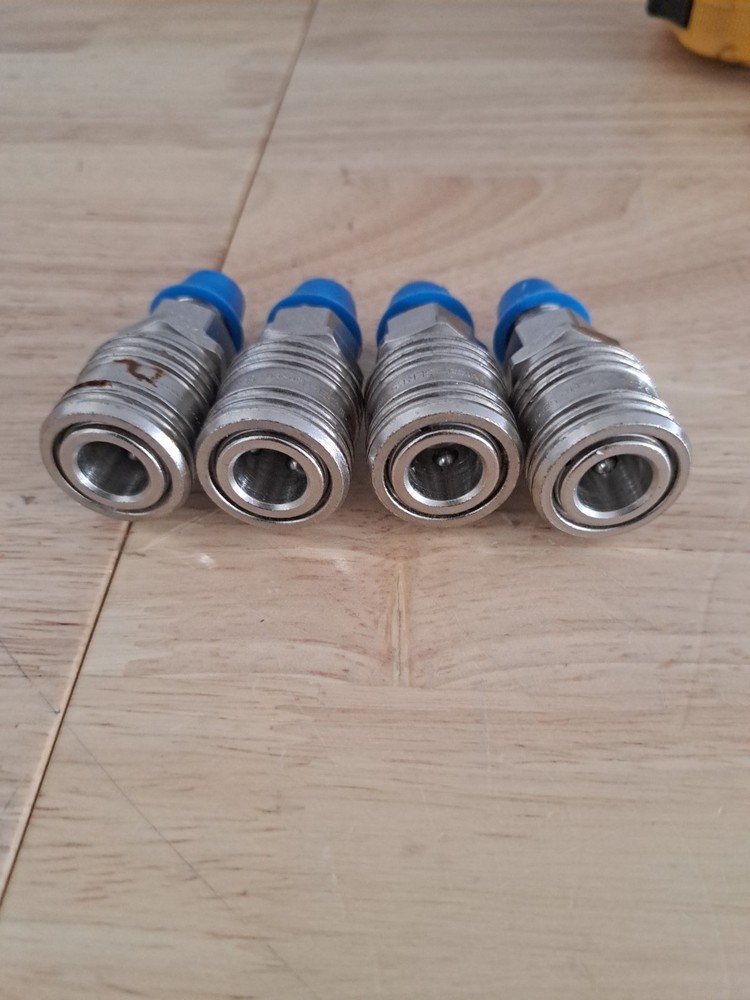 4 Pack Eaton Hansen Series 323 1000 Quick Connect Coupler 1/4" NPT