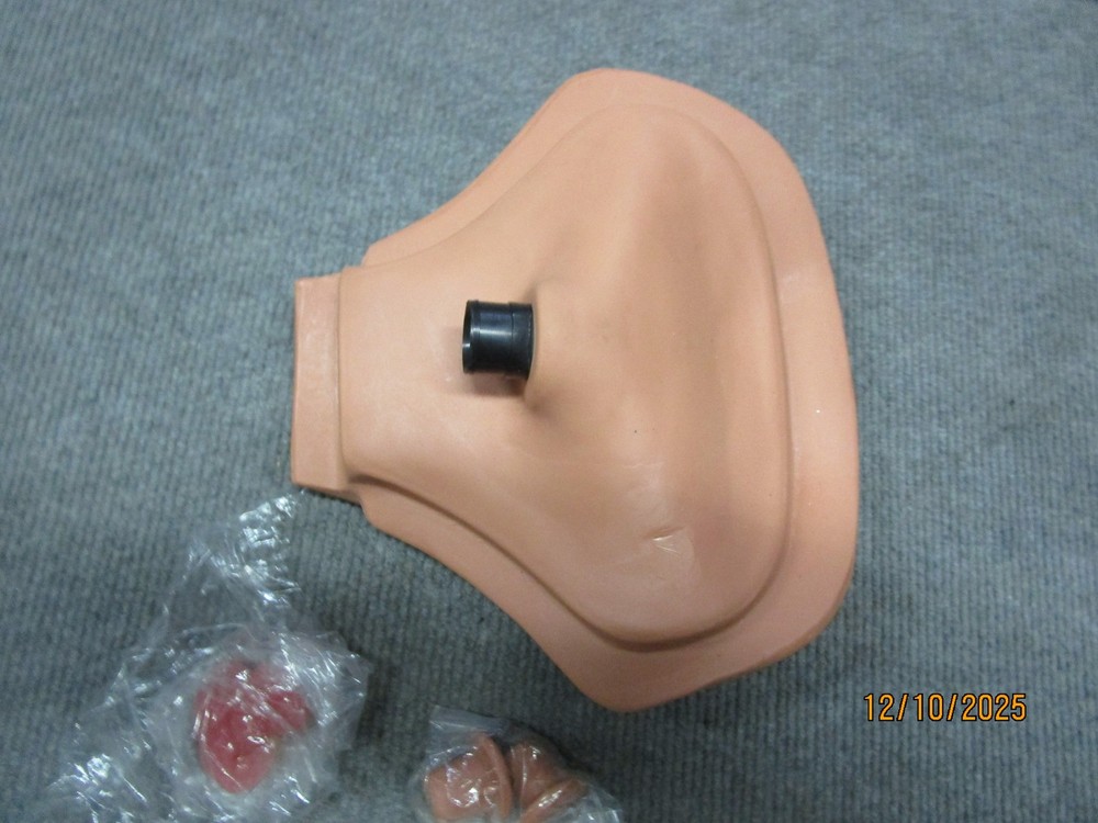 Laerdal Belly Plate 3 Hole