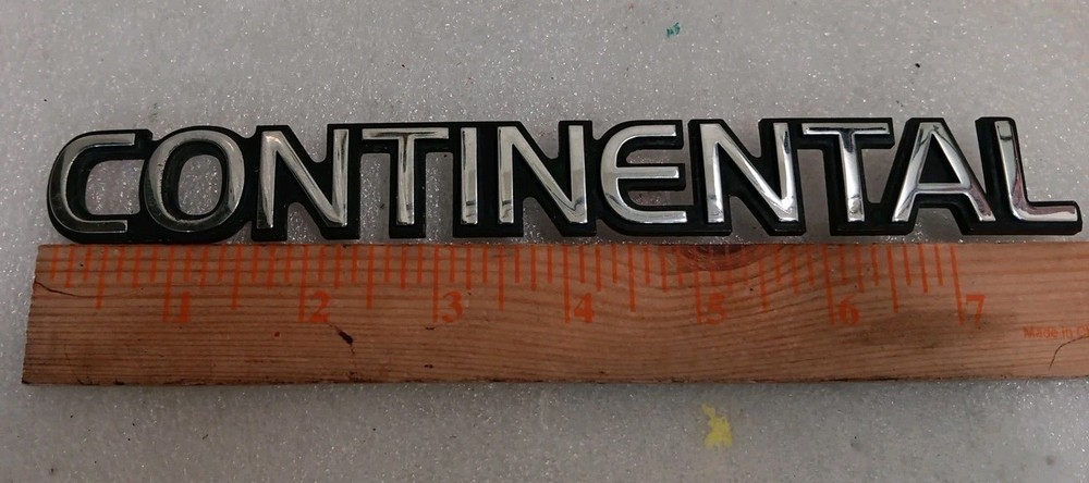LINCOLN CONTINENTAL REAR TRUNK 8" EMBLEM E80B 5442550 BA