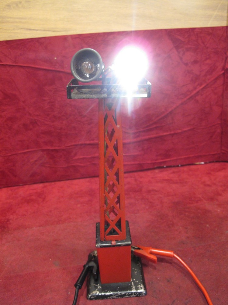 Vintage  Marx 416 Flood Light Tower Red