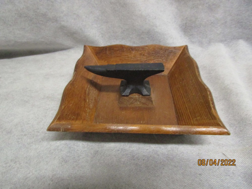 Vintage Cast Iron Anvil Nut Cracker Tray - Missing Hammer