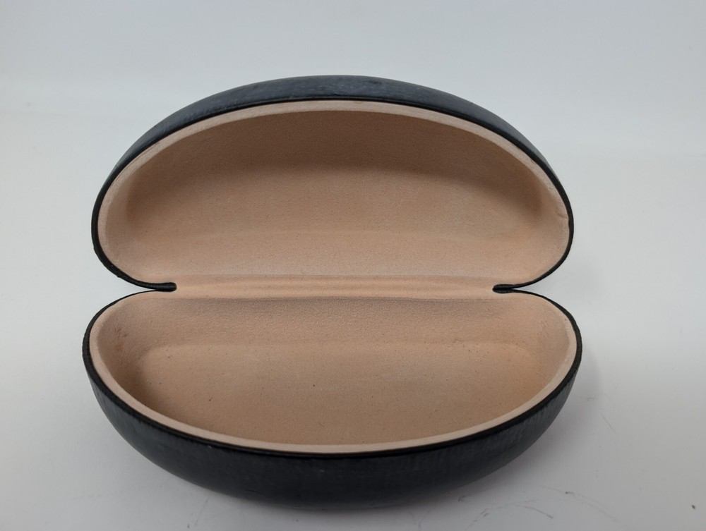 +Beryll Sunglasses Hard Case & Carrying Cleaning Cloth Clamshell