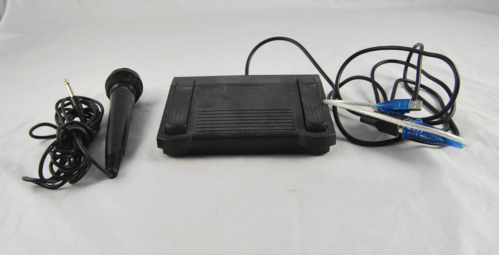 Dynamic Microphone And Infinity Transcription Foot Pedal IN-DB9