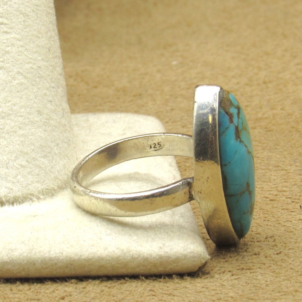 Sterling Silver Reconstituted Turquoise Ring Size 6