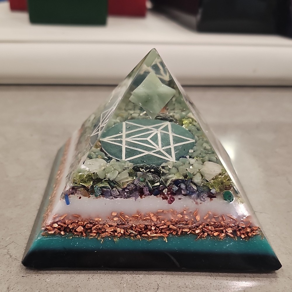 Crystal Healing Pyramid with Geometric Design and Mixed Gemstones