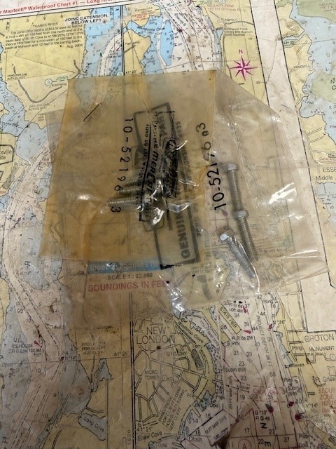 Quicksilver pack of 6 #10-52196 Screw.