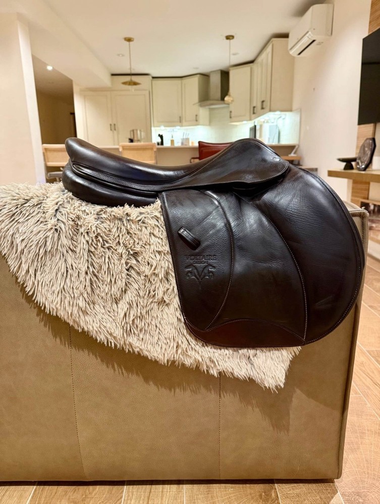 Mint 2021 18” Voltaire Palm Beach Saddle