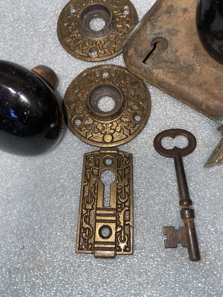 Antique Mortise, 2 Knobs & 2 Cast Iron Rosettes, 2 keyhole Covers