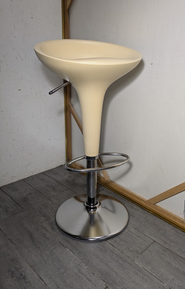 Magis Bombo Adjustable Bar Stool by Stefano Giovannoni MCM Atomic