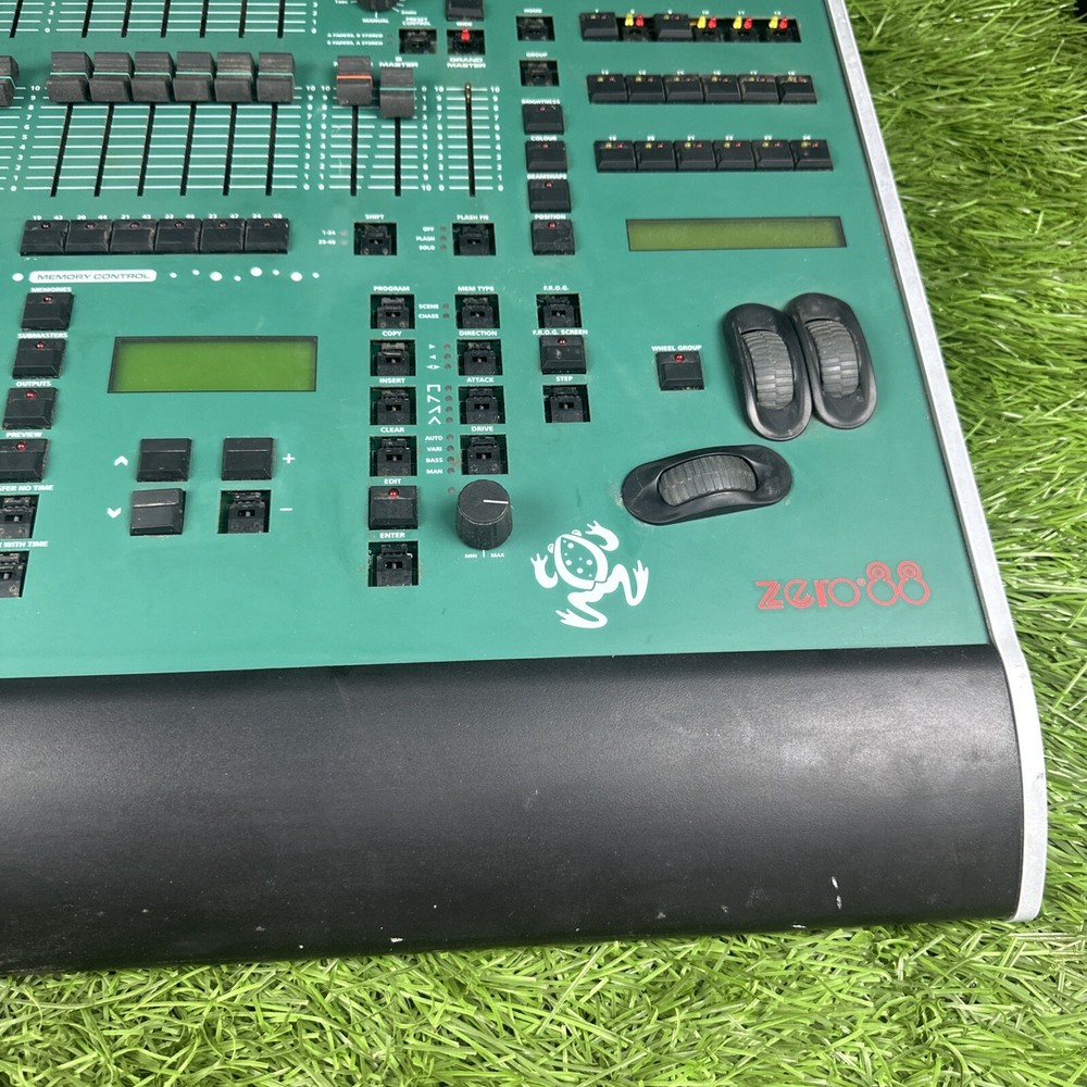 Zero 88 LeapFrog Lighting Desk Equipment