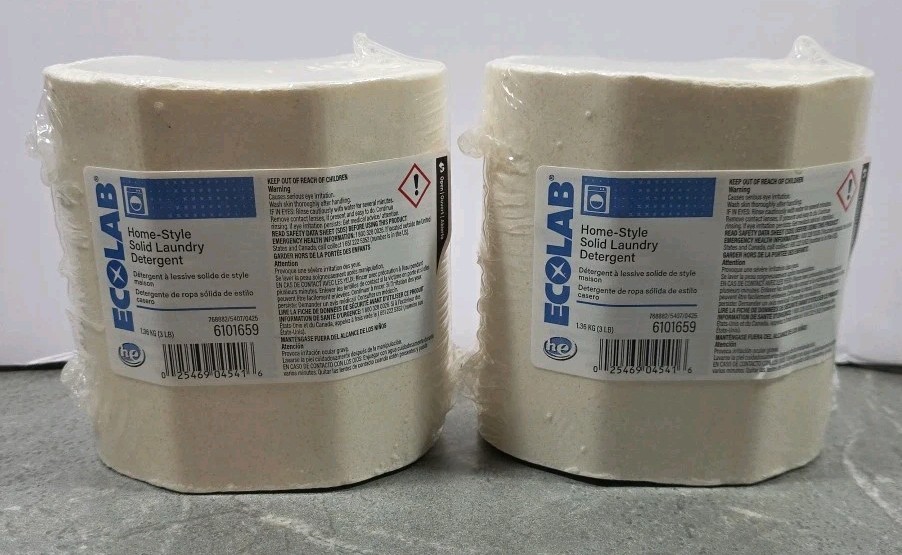 (2) Ecolab Home-Style Solid Laundry Detergent (6101659) 3 lbs.each