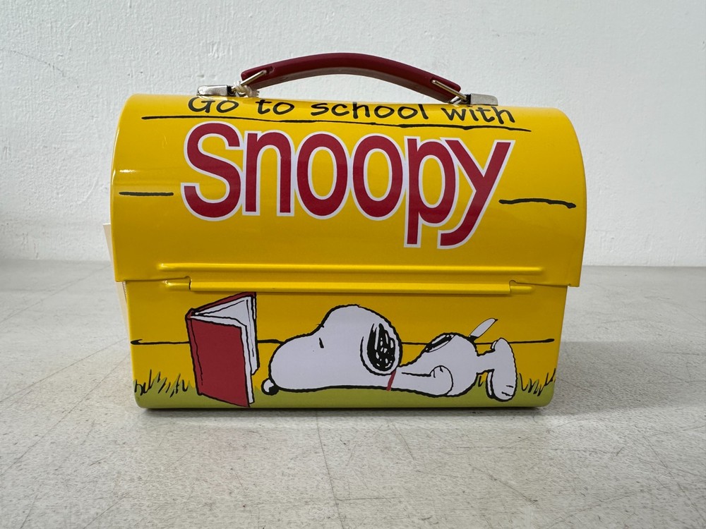 Snoopy PEANUTS Limited Edition NUMBERED Lunchbox Hallmark 2000 COA