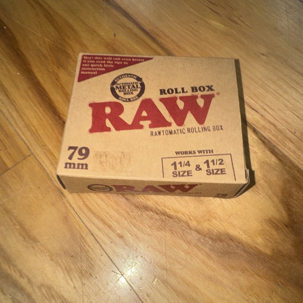 RAW 79mm Adjustable Automatic Cigarette Rolling Box (RED) Packaging May Vary