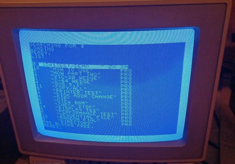 RARE Commodore 128D (DCR) Computer - Boots and Computes! German Keyboard!