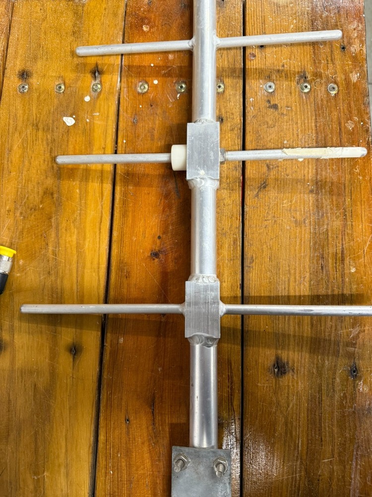 Decibel DB436-C 450-470 MHz 6 Element Yagi Antenna