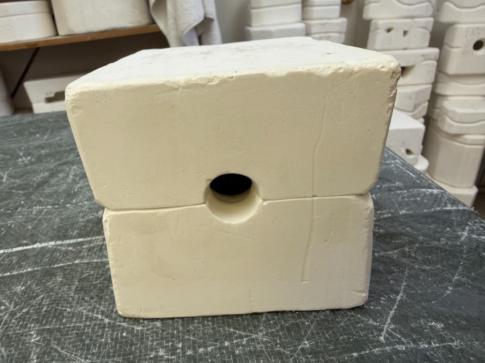 VINTAGE BOOTHE CERAMIC MOLD #576 JARDINIERE PUMP