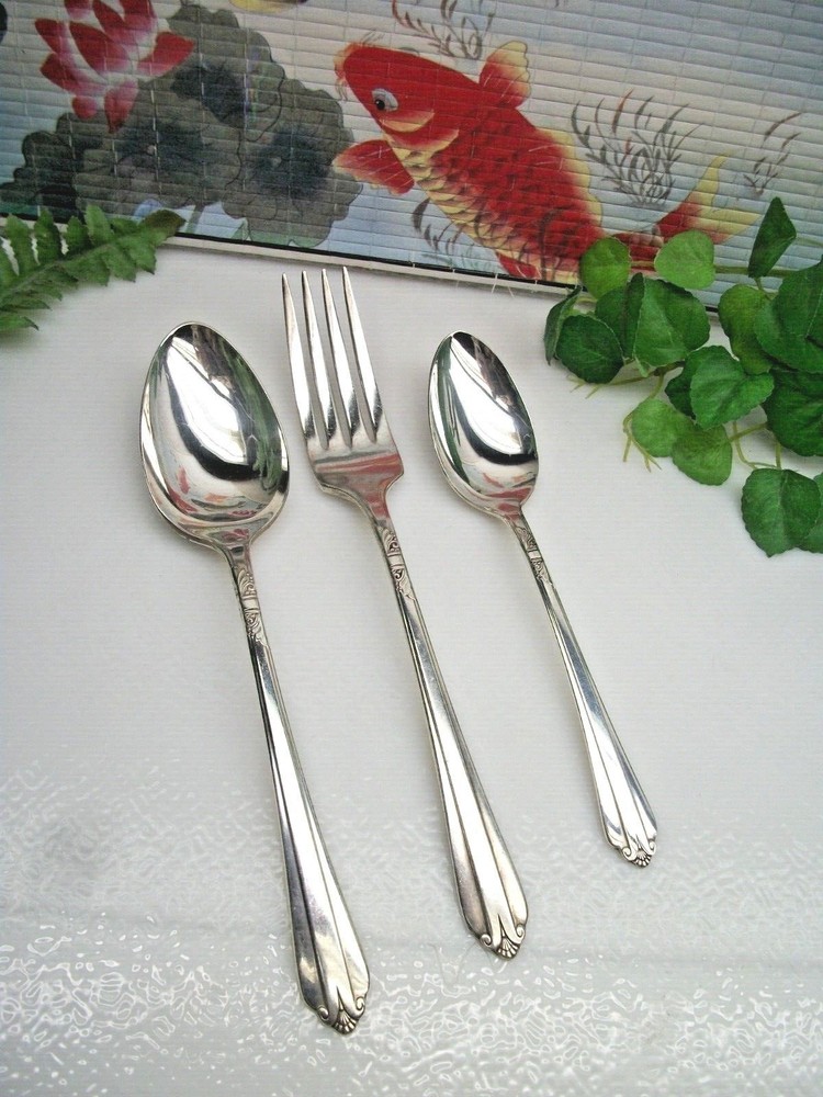 International   STARLIGHT  Silverplate  Dinner Fork Place Spoon & Teaspoon  1939