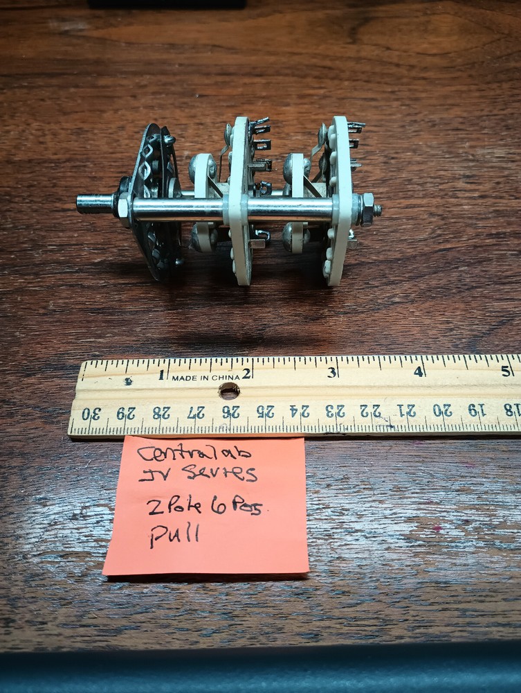 Centralab JV Series 2 Pole 6 Position Rotary Switch. Used, Pull.