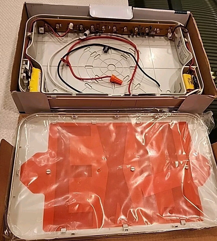 Lithonia Lighting LED Exit Sign ~ Contractor Select Dual Voltage Low Profile NIB