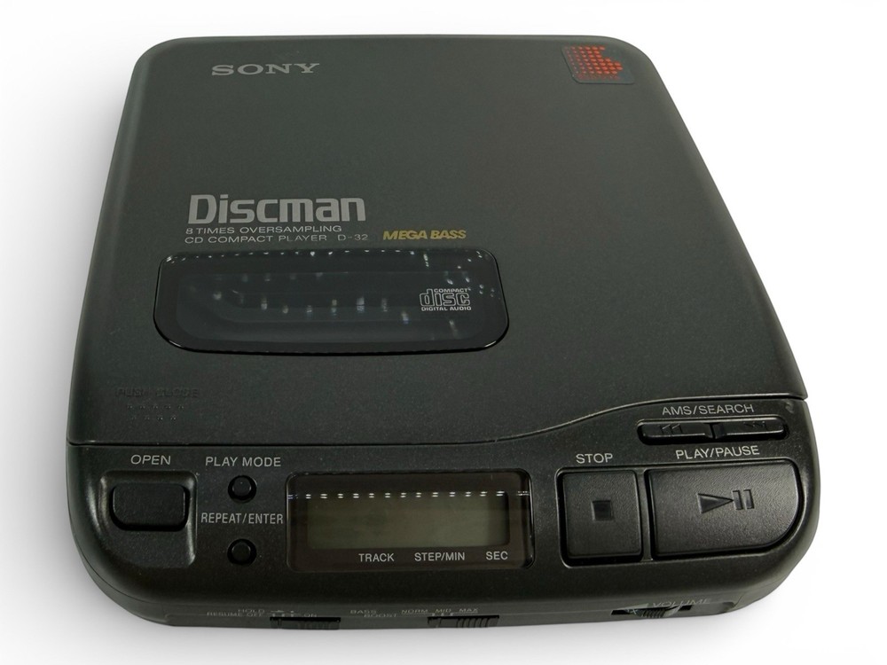 Rare Vintage Sony D-32 Discman Portable CD Player
