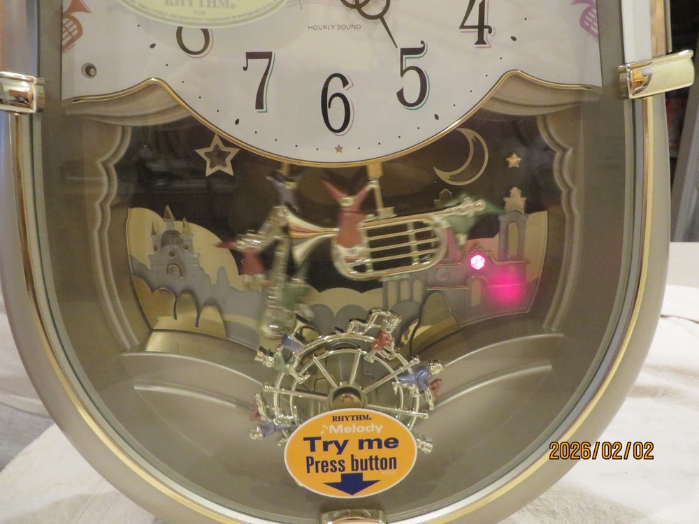 RHYTHM CLOCK - CTS Carnival - NIB