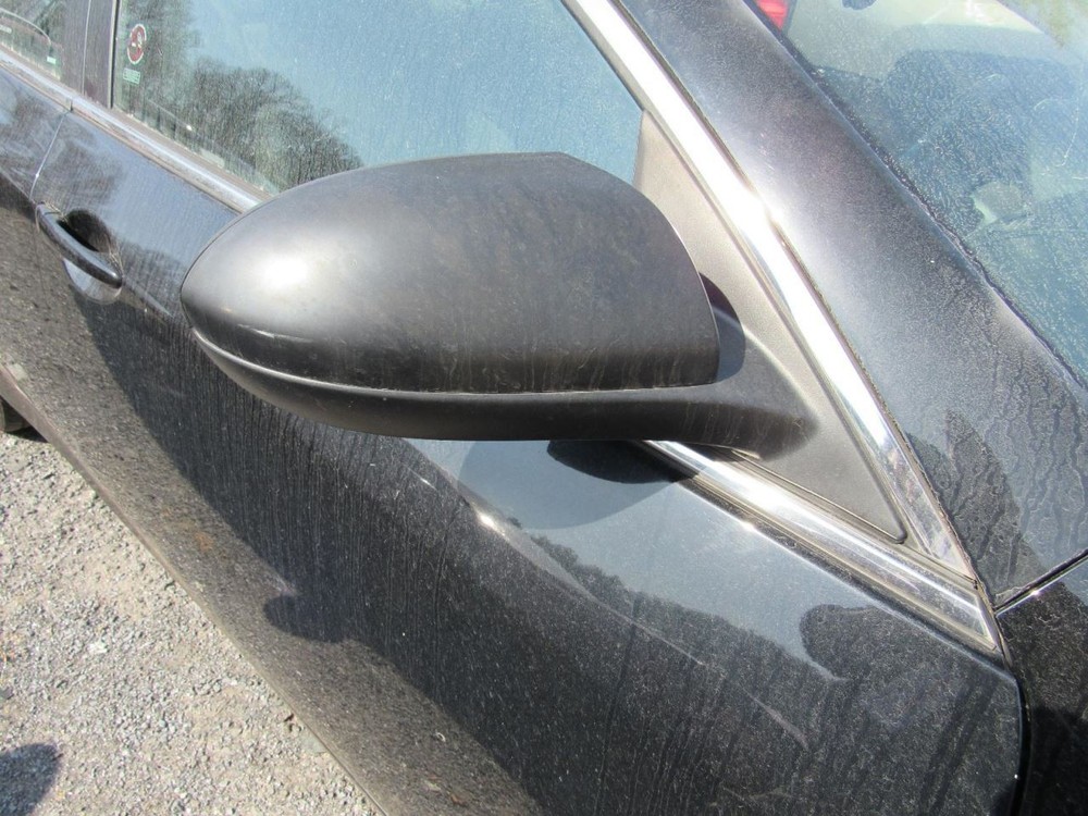 6 2013 Glove Box 1036858