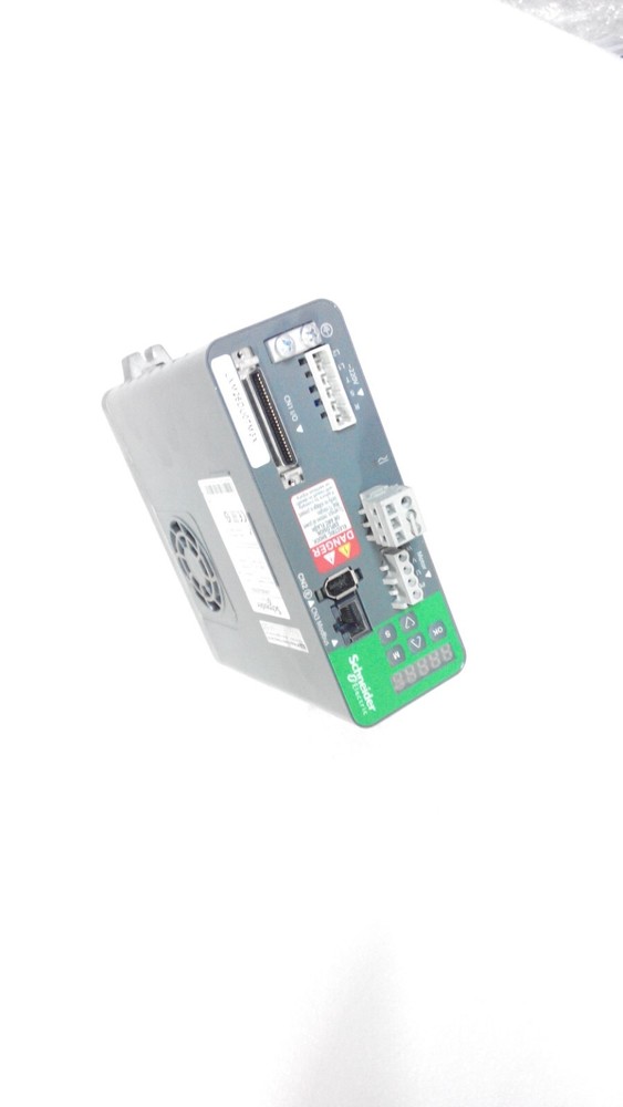 SCHNEIDER LXM26DU07M3X