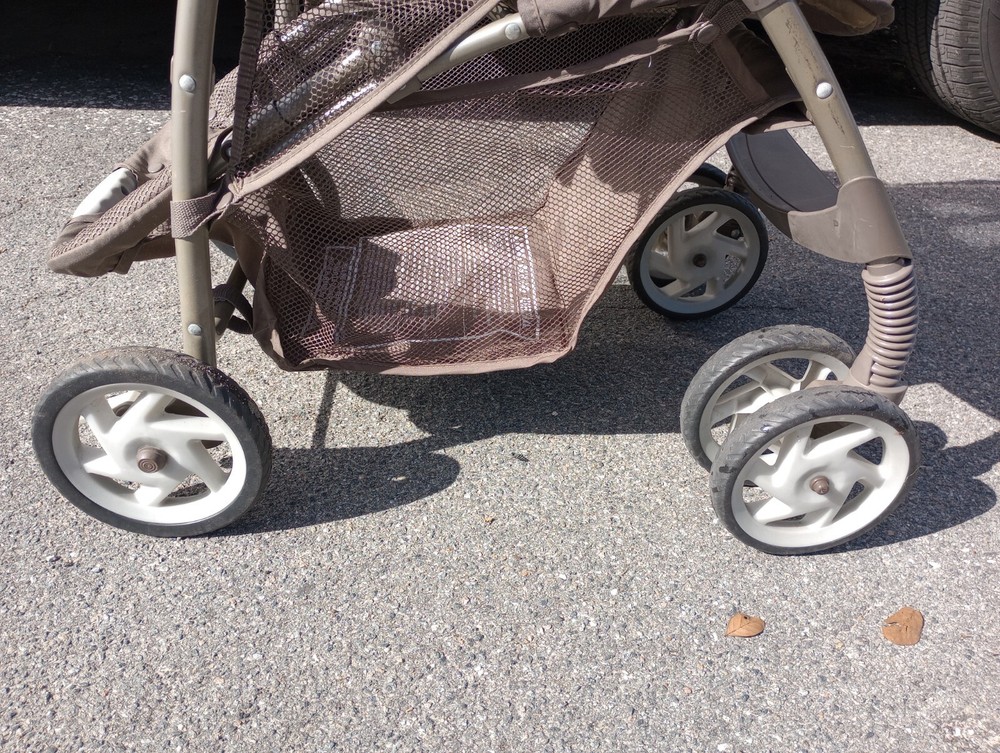 Graco Literider classic connect stroller front wheel. Size 6 1/2"