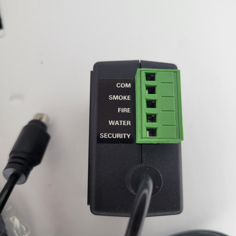 Tripp Lite ENVIROSENSE Environmental Sensor Com Smoke Fire Water Security