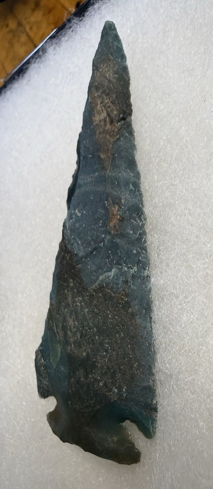 Gorgeous Modern Spear Point Arrowhead 3.5” W/Display Box