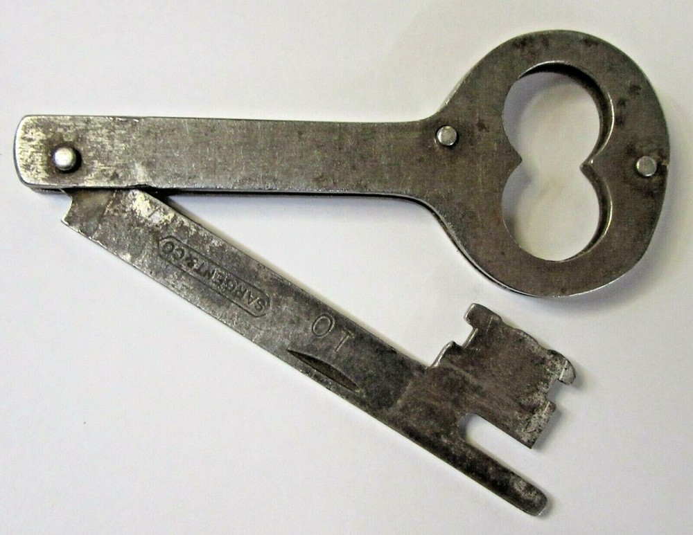 SARGENT #10 folding skeleton key opens to 5" long *