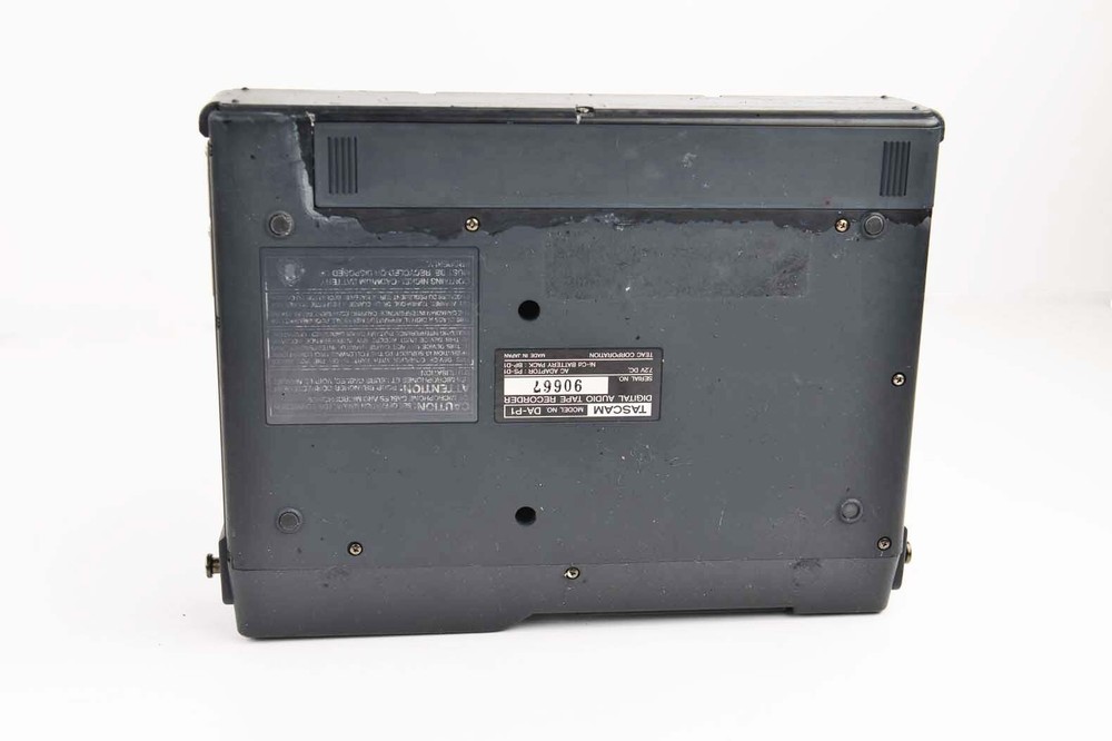 TASCAM DA-P1 Portable DAT Recorder + Soft Case