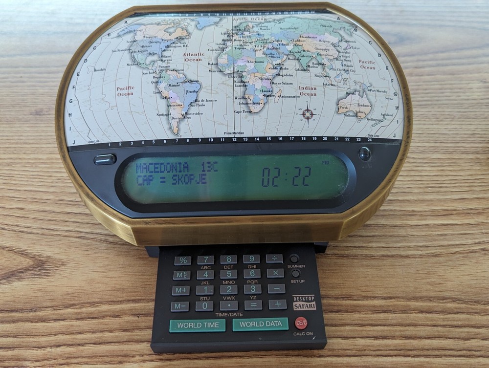 Desktop Safari World Clock/ Calculator