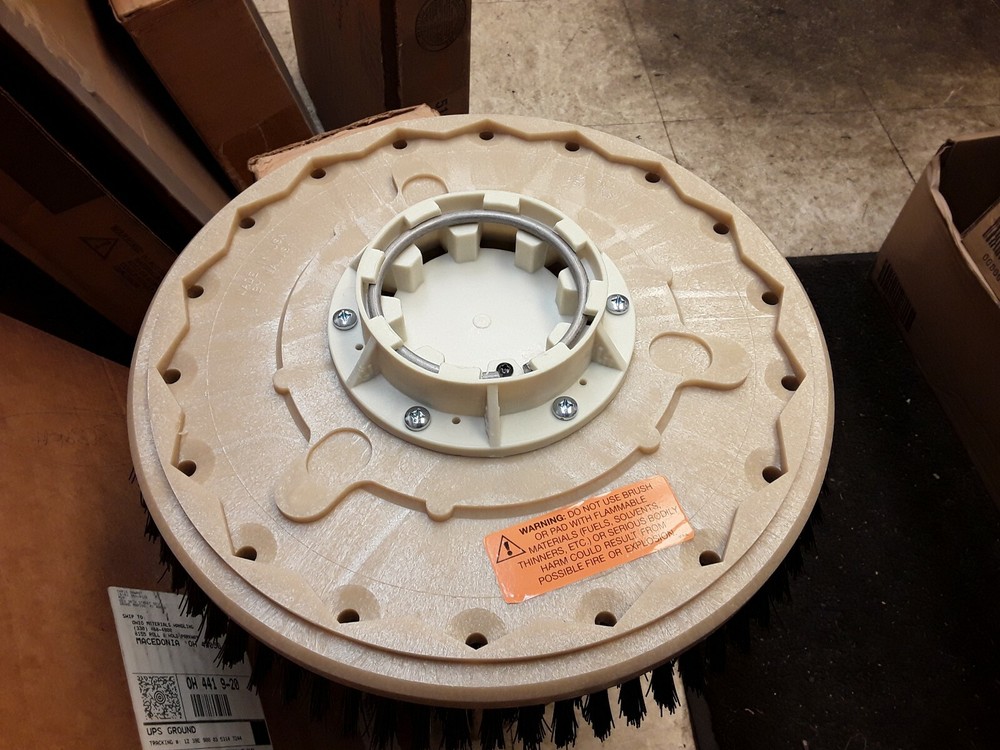 7-08-03216-1 Brush 14"