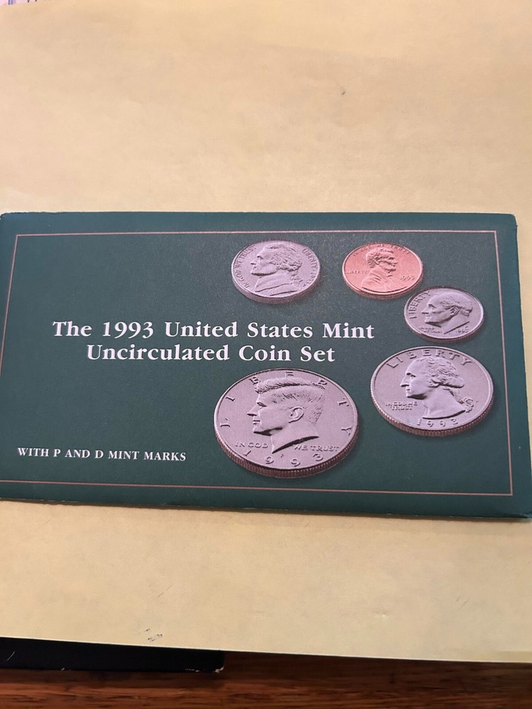 1993 U S Mint Set P & D Mints Beautiful Set Uncirculated