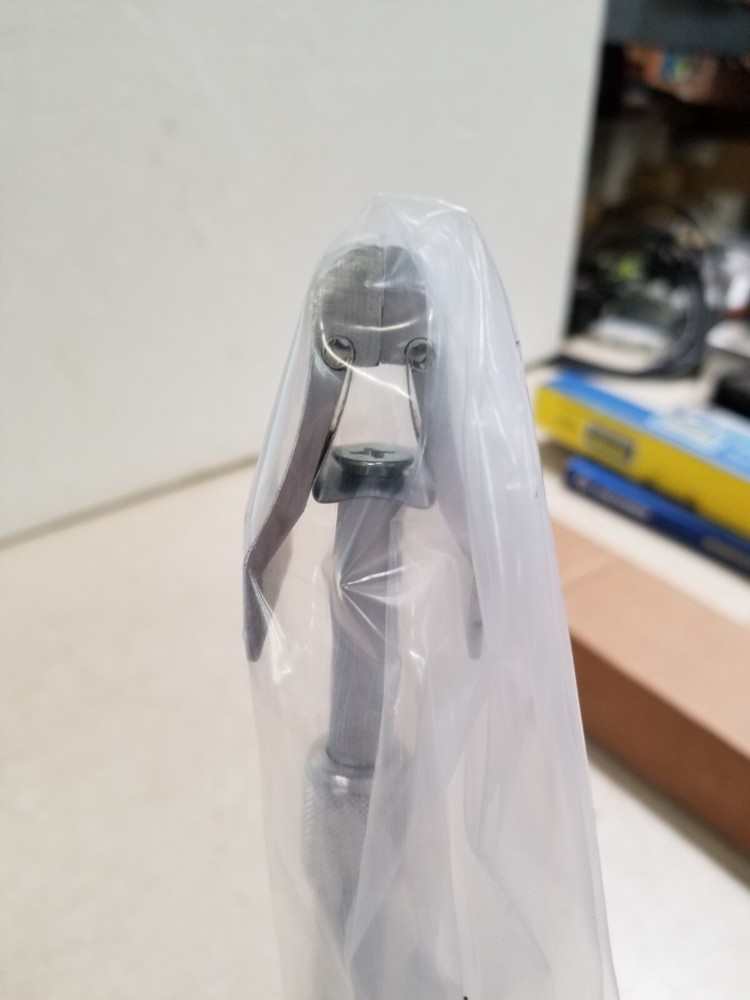Mini Visual Merchandising Clamps VCMTE-S