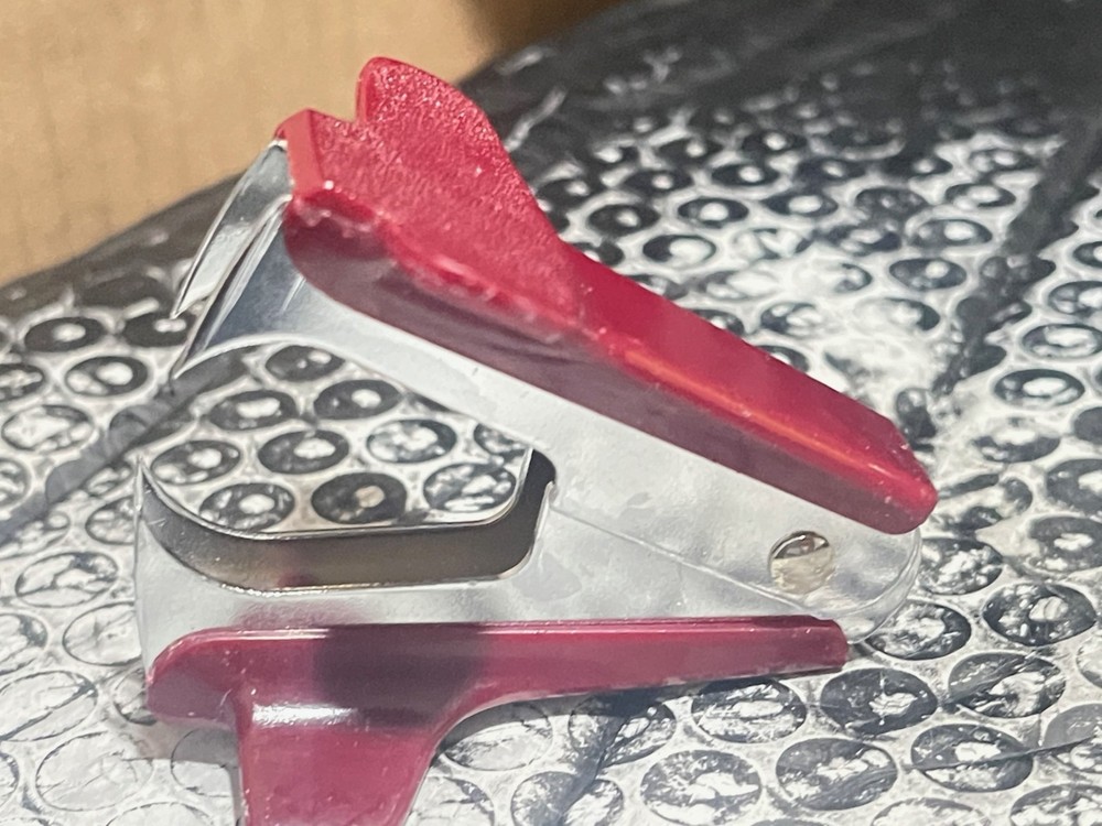 Staple Remover Plastic (M5,5C,K14)