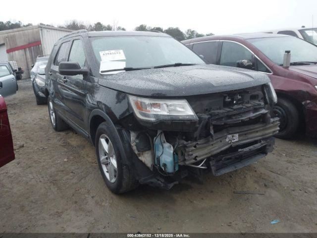 EXPLORER 2018 Glove Box 4995513