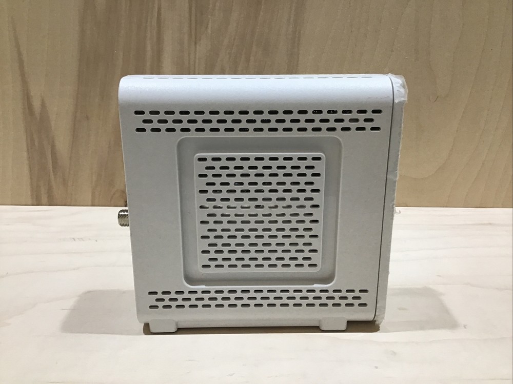 Motorola SB6141 SURFboard Modem (White)
