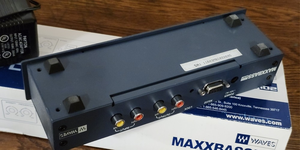 Rare Waves Maxxbass 102 Hardware Low Frequency Stereo Processor Tested EUC W/box