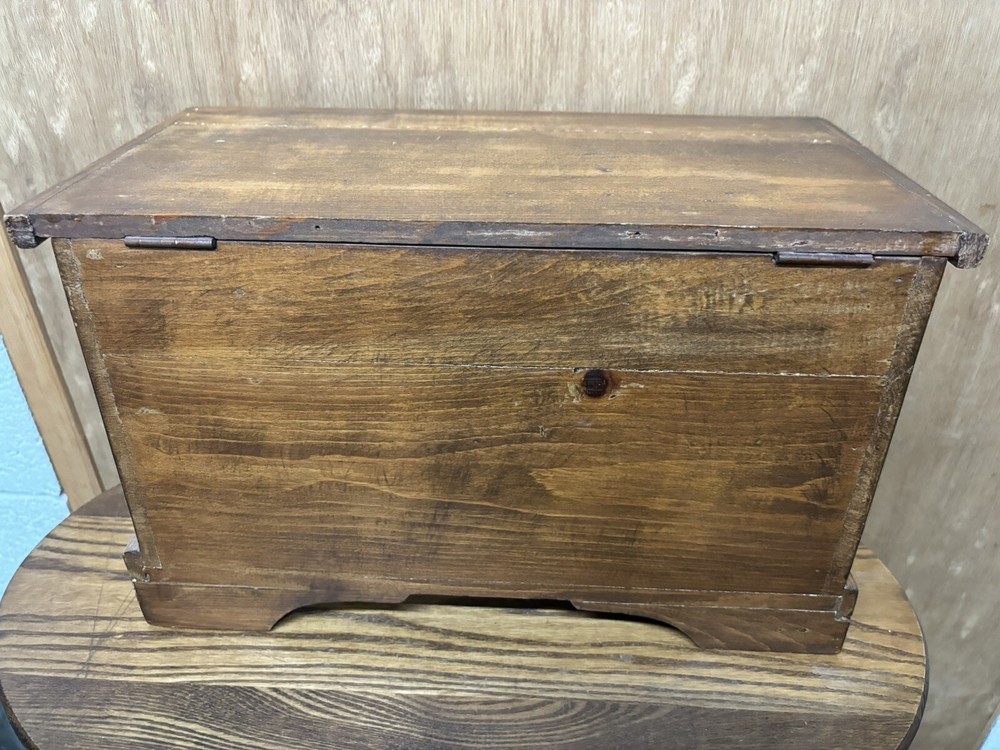 Miniature Salesman Sample Size Blanket Chest