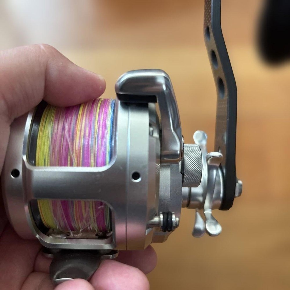 Used SHIMANO OCEA JIGGER 2000NRHG with Gomexus handle